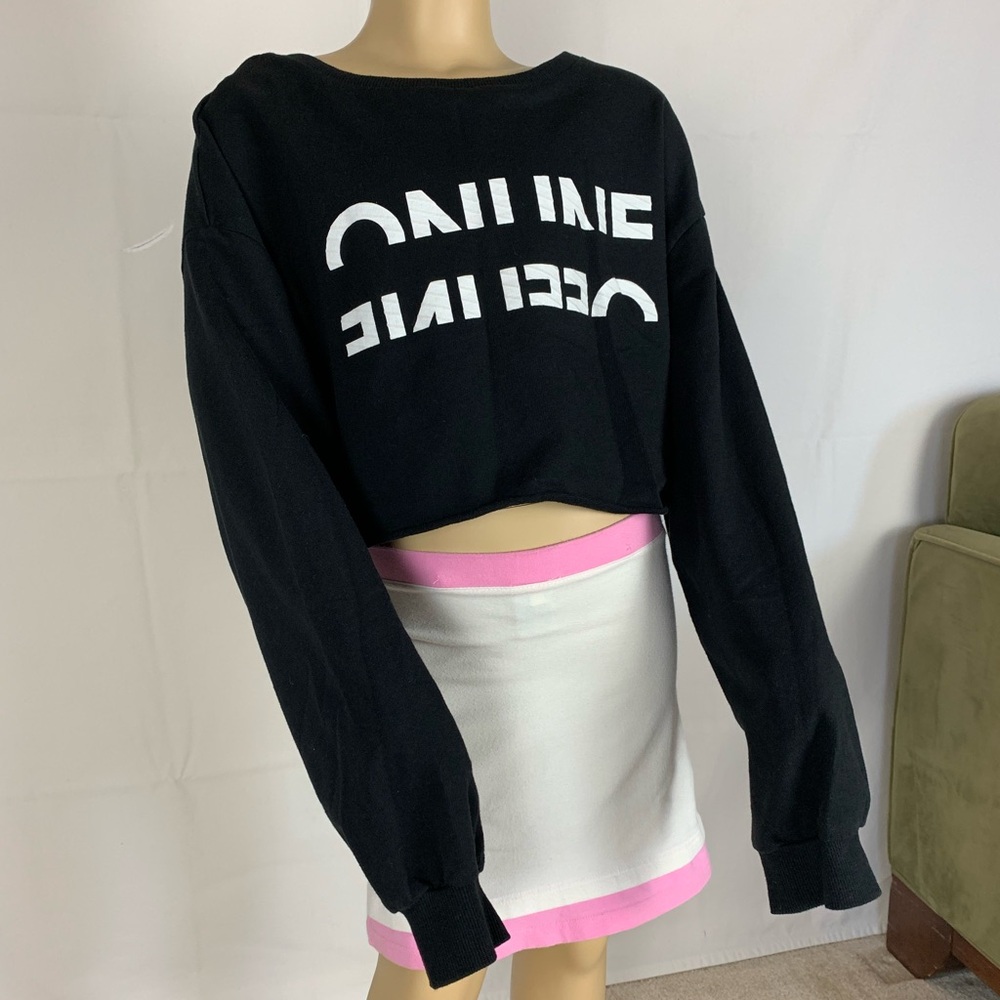 Divided H&M crop top longsleeve tee in black size medium